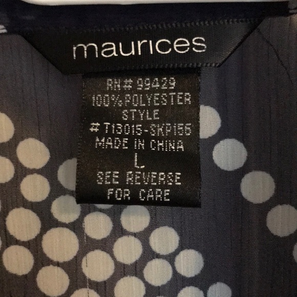 Blouse sz L,$30 - Picture 5 of 5